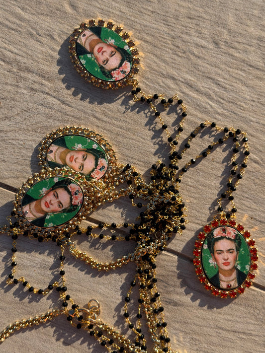 PREORDER - G Necklace