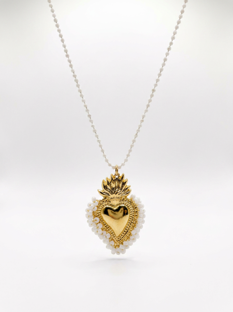 Collana base pallini bianca e cuore bianco