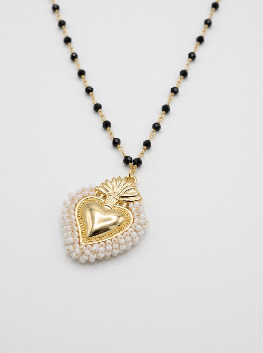 Collana bianco con base nera